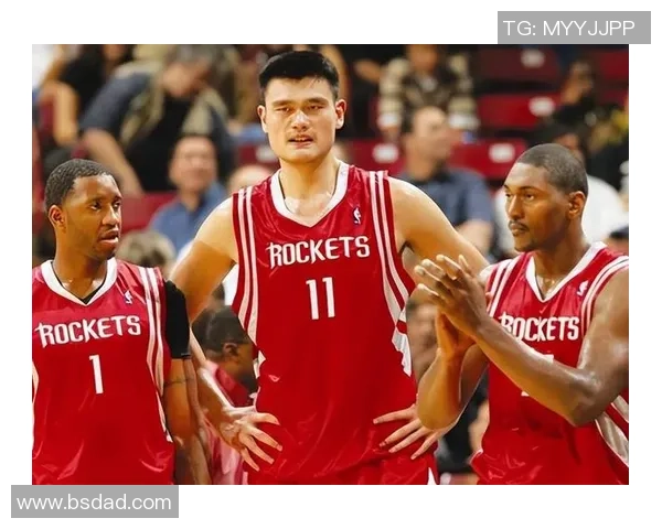 姚明的厨艺揭秘：从篮球场到厨房的美味之旅