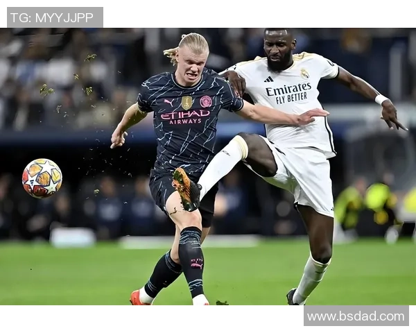 曼城在世界杯激战中以1-0战胜阿森纳逆转瞬间点燃全场激情与转会传闻 曼城在世界杯激战中以1-0战胜阿森纳逆转瞬间点燃全场激情与转会传闻