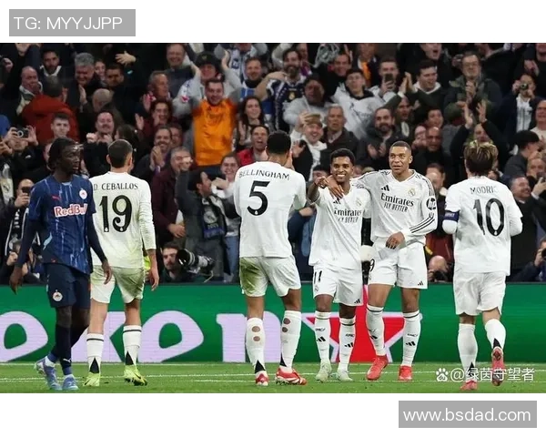 英超激战曼联与皇马战平点球大战精彩瞬间引发全场沸腾