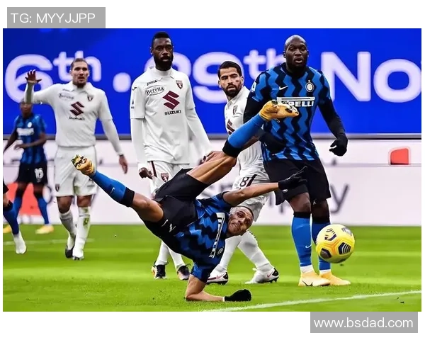 西甲焦点战:AC米兰逆转国米精彩瞬间回顾与十大进球盘点 西甲焦点战:AC米兰逆转国米精彩瞬间回顾与十大进球盘点