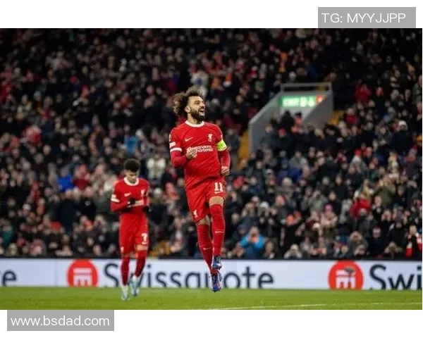 英超经典对决：利物浦大胜本菲卡引发全场震撼回忆历史冷门瞬间