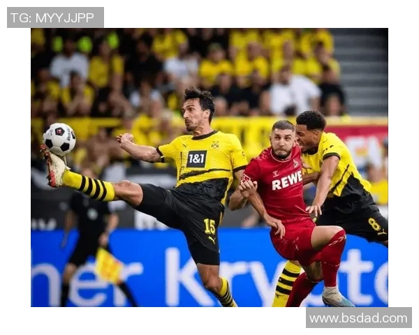 英超激战:多特蒙德狂胜本菲卡神奇扑救点燃全场激情 英超激战:多特蒙德狂胜本菲卡神奇扑救点燃全场激情